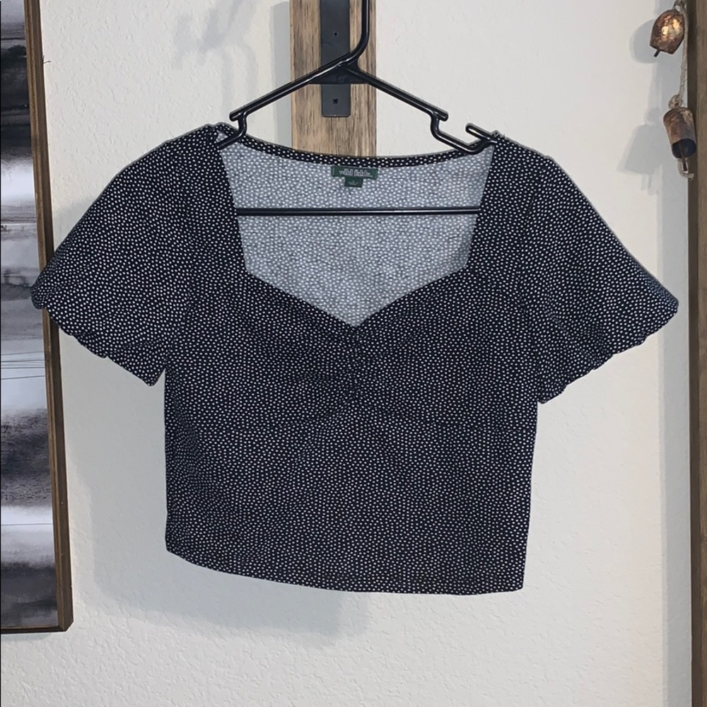 Wild Fable black and white crop top